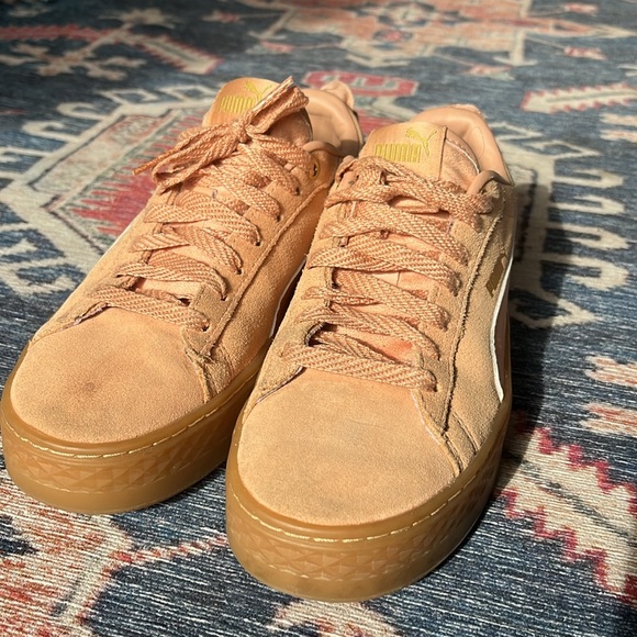 Suede Pumas - Picture 3 of 5
